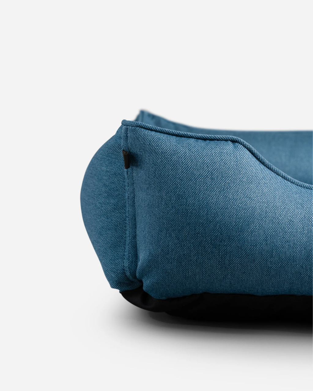Chester & Lee | Cotton Sleeper Dog Bed Denim