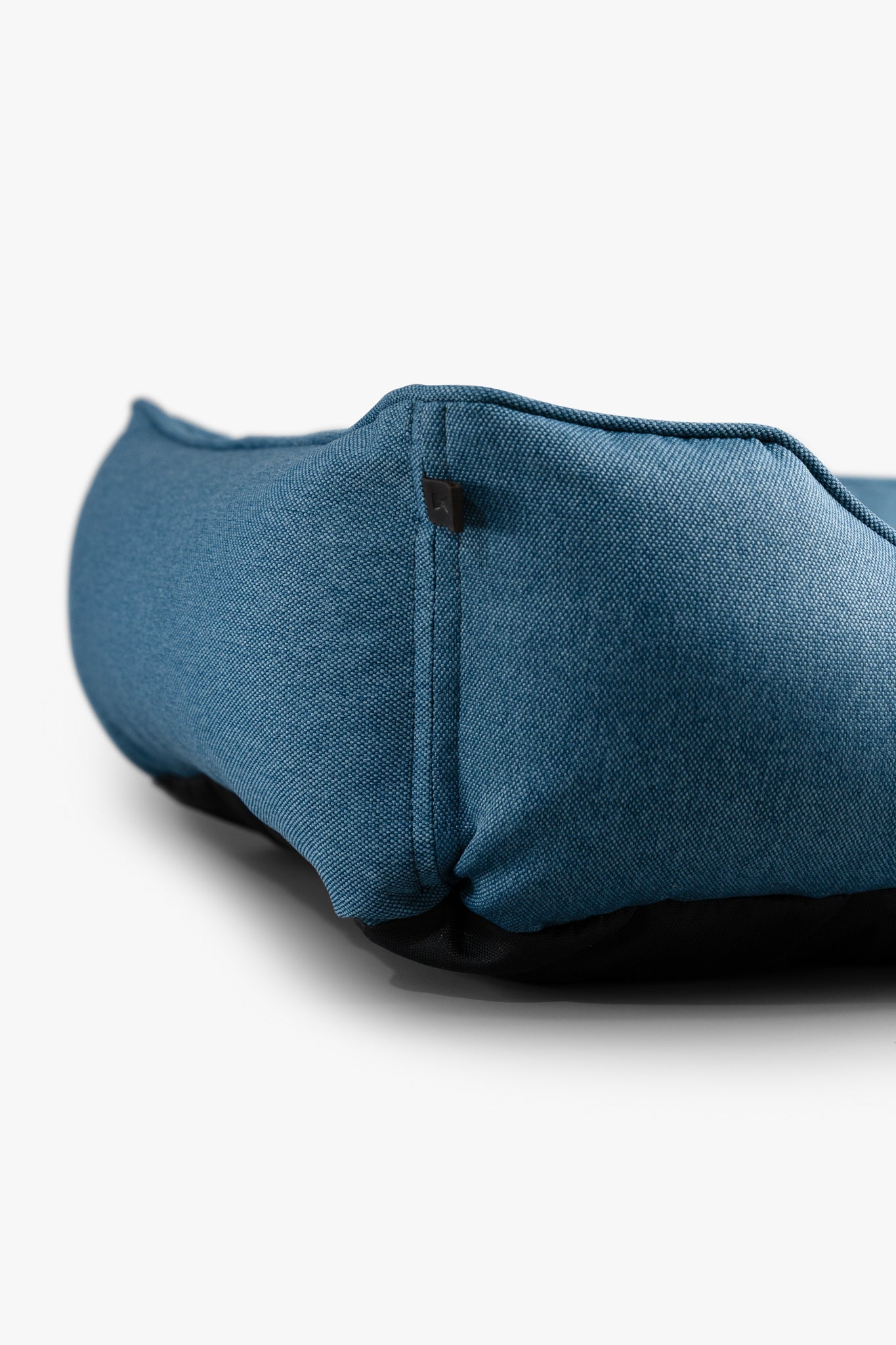 Chester & Lee | Cotton Sleeper Dog Bed Denim