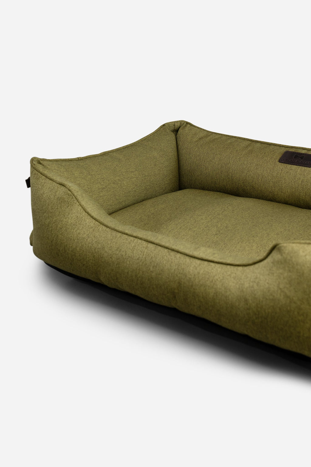 Chester & Lee | Cotton Sleeper Dog Bed Olive